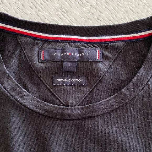 Tommy Hilfiger Short Sleeve T-Shirt - Picture 3 of 5